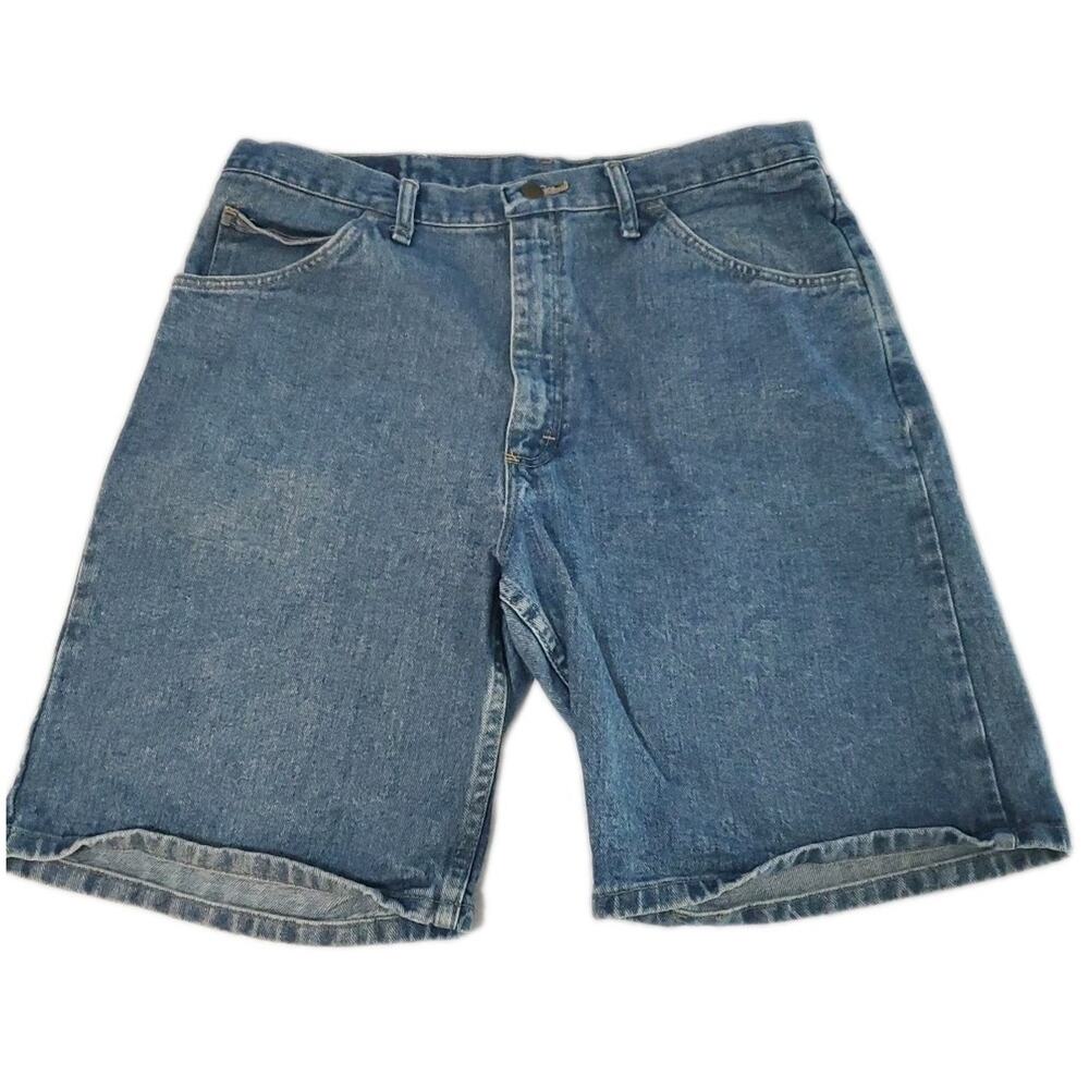 Wrangler Mens Jean Shorts Blue Size 36 100% Cotton Relaxed Fit Button Zip Pocket